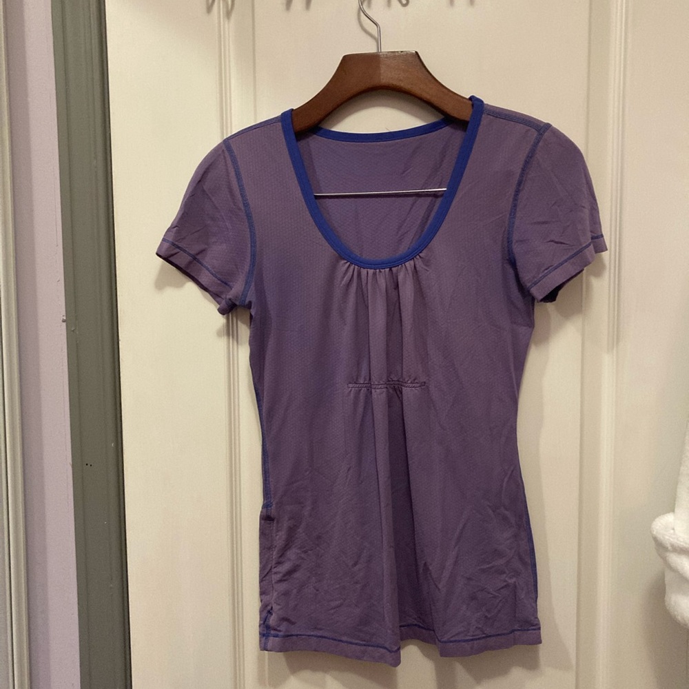Lululemon scoop neck tee vintage